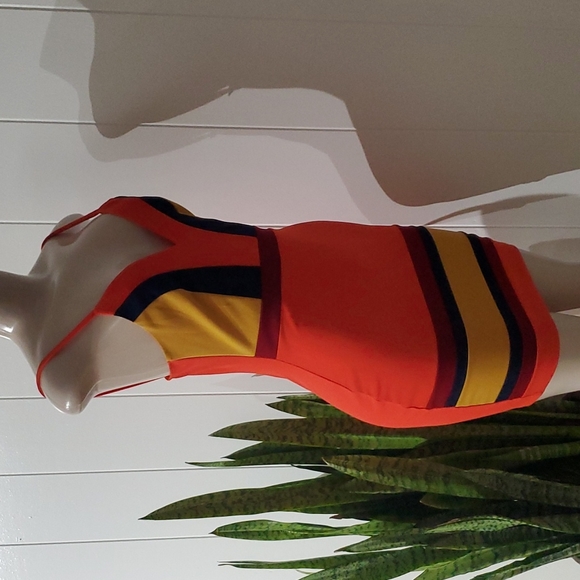 LOVE COUTURE SPAGHETTI STRAP DRESS RED MULTI-COLOR SIZE MEDIUM - Picture 4 of 9